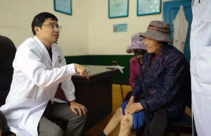 中国留学人才发展基金会大骨节病公益项目为藏族同胞送去健康